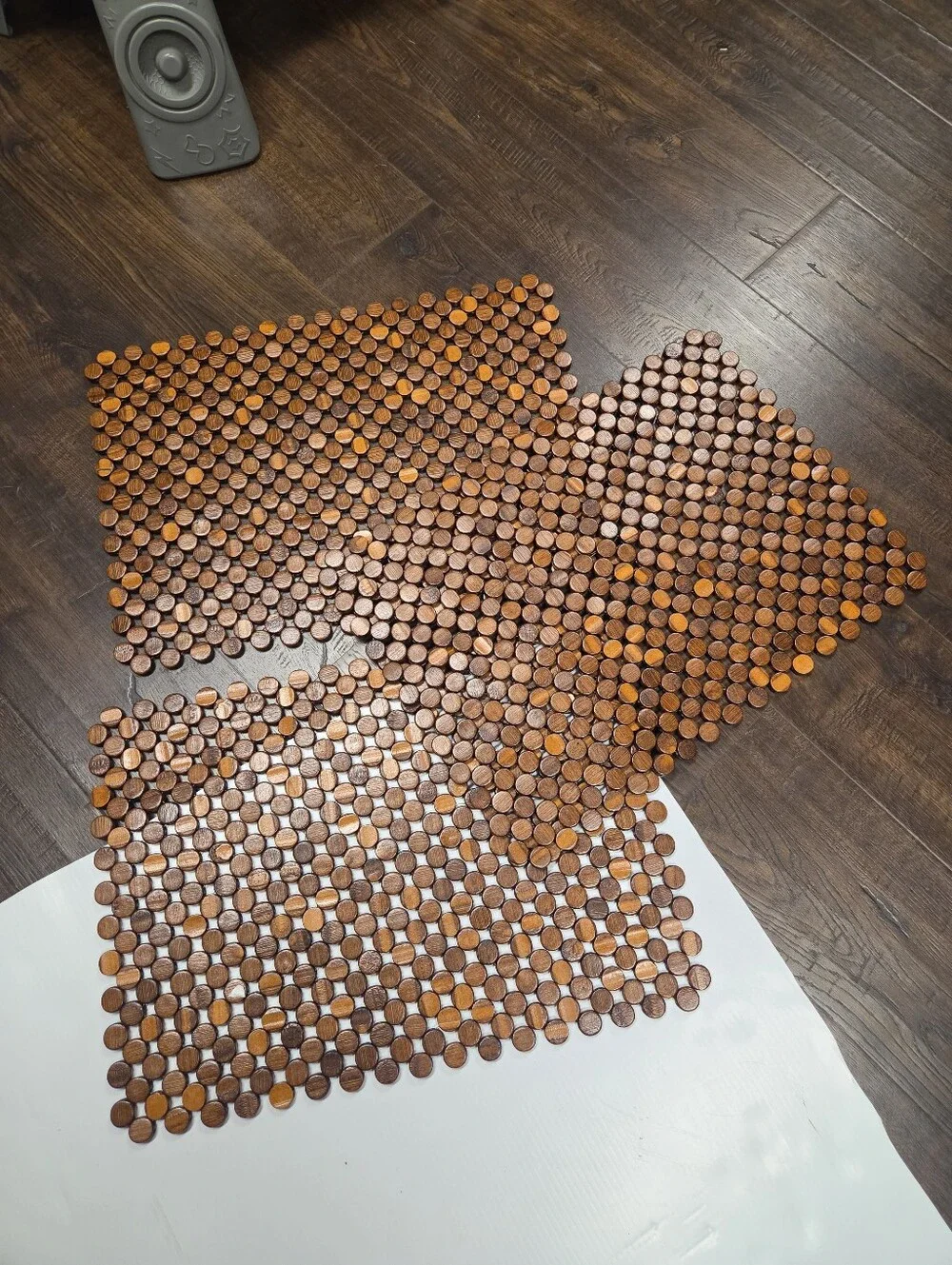 Vintage Mid-Century Modern Wood Disc Placemats, Set of 3, Flexible Geometric Tab